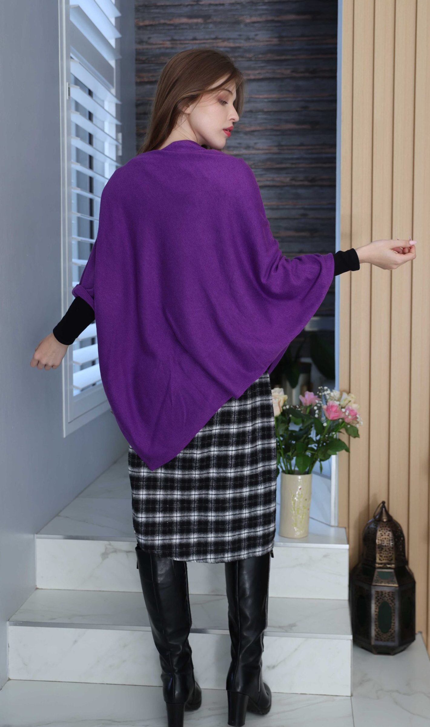 Valmont Poncho - Image 3