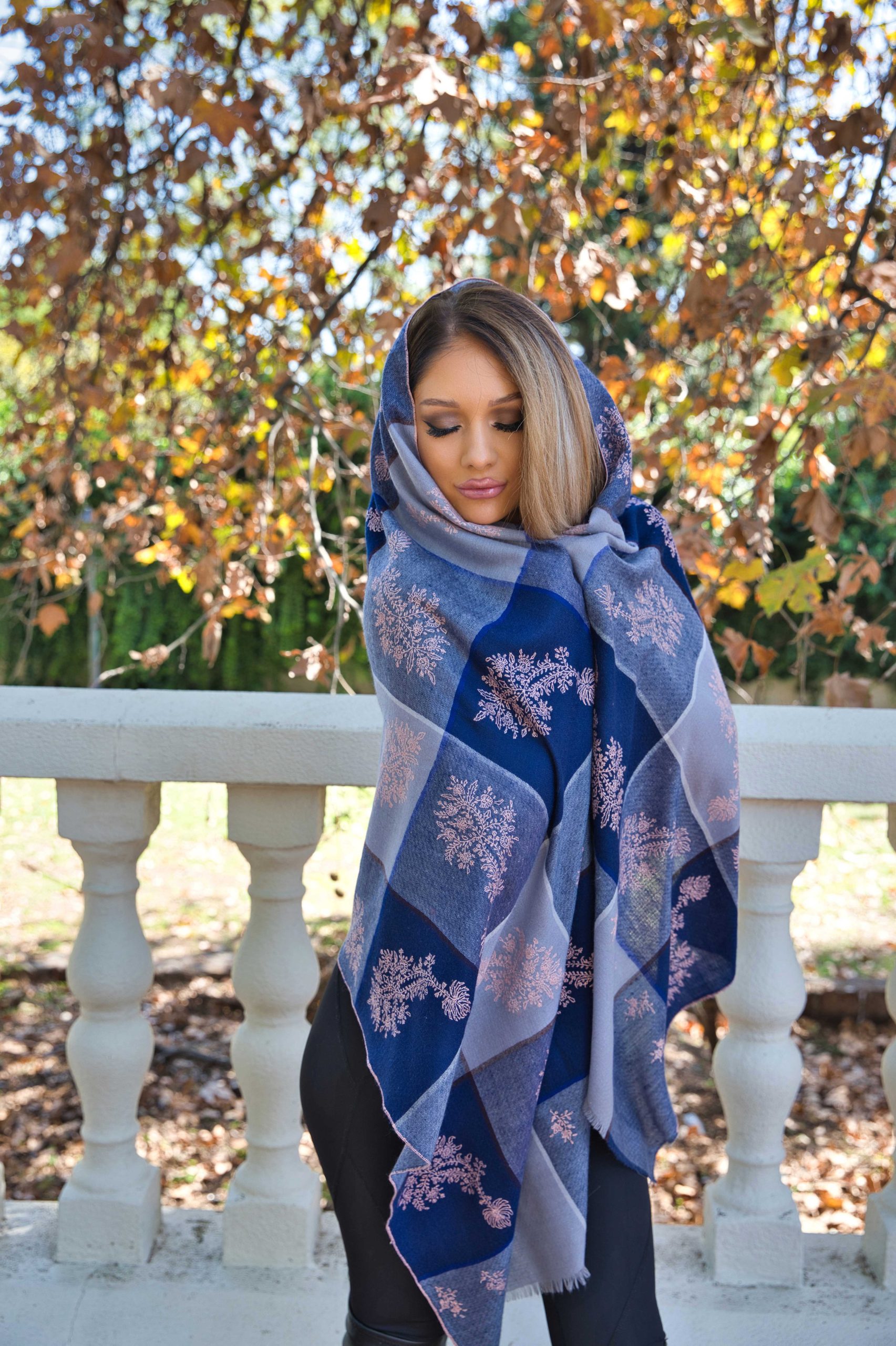 Sozni Embroidery Pashmina Cashmere Scarf - Image 7