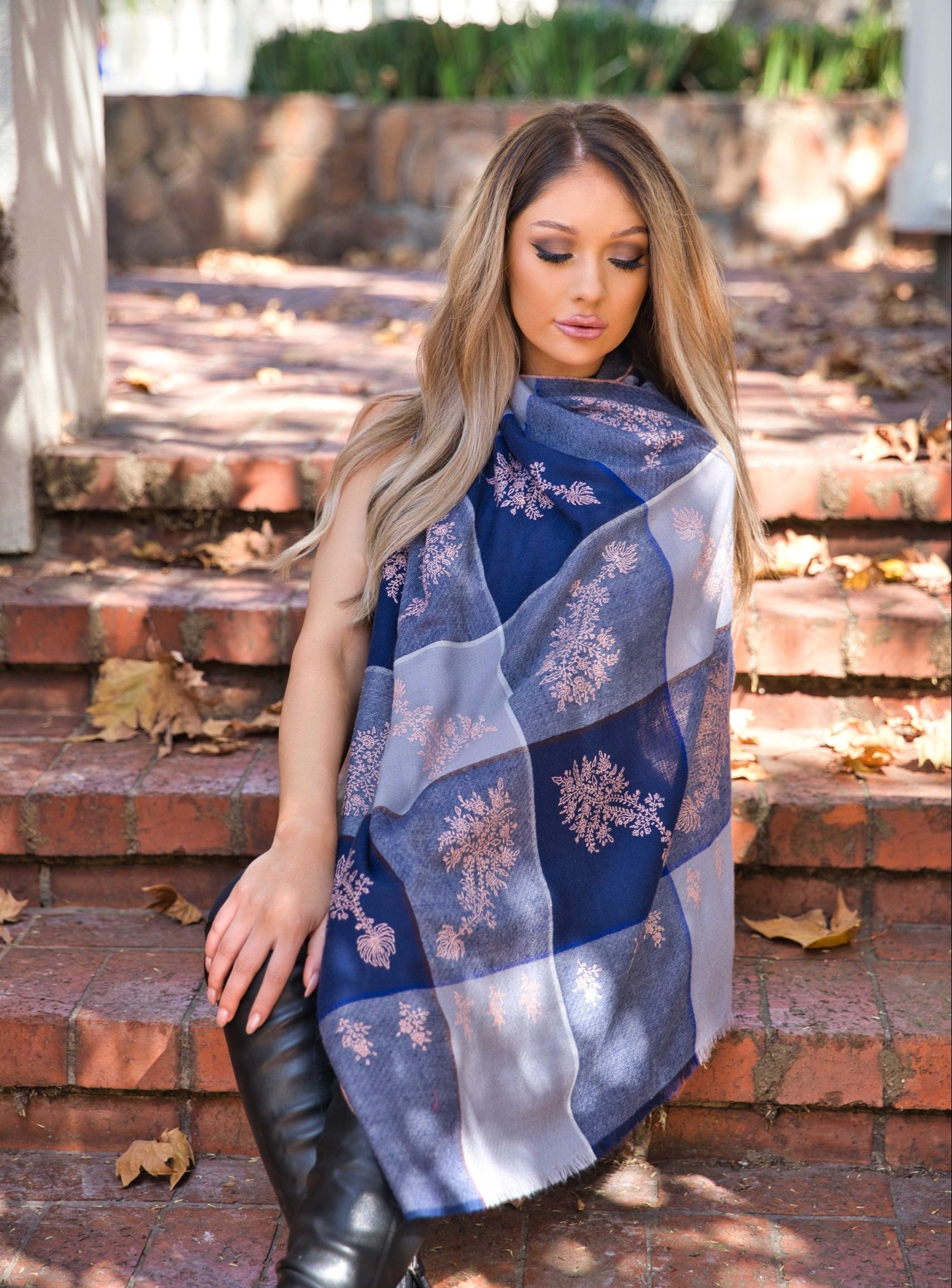 Sozni Embroidery Pashmina Cashmere Scarf - Image 8
