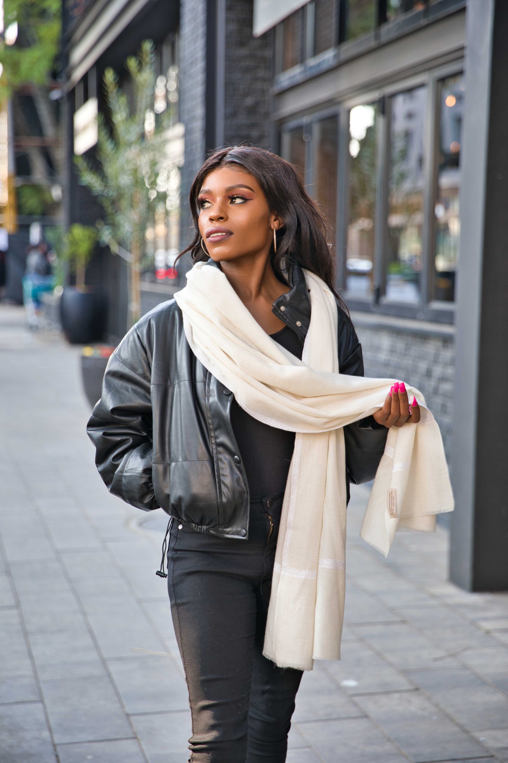 Sozni Embroidery Pashmina Cashmere Scarf - Image 4