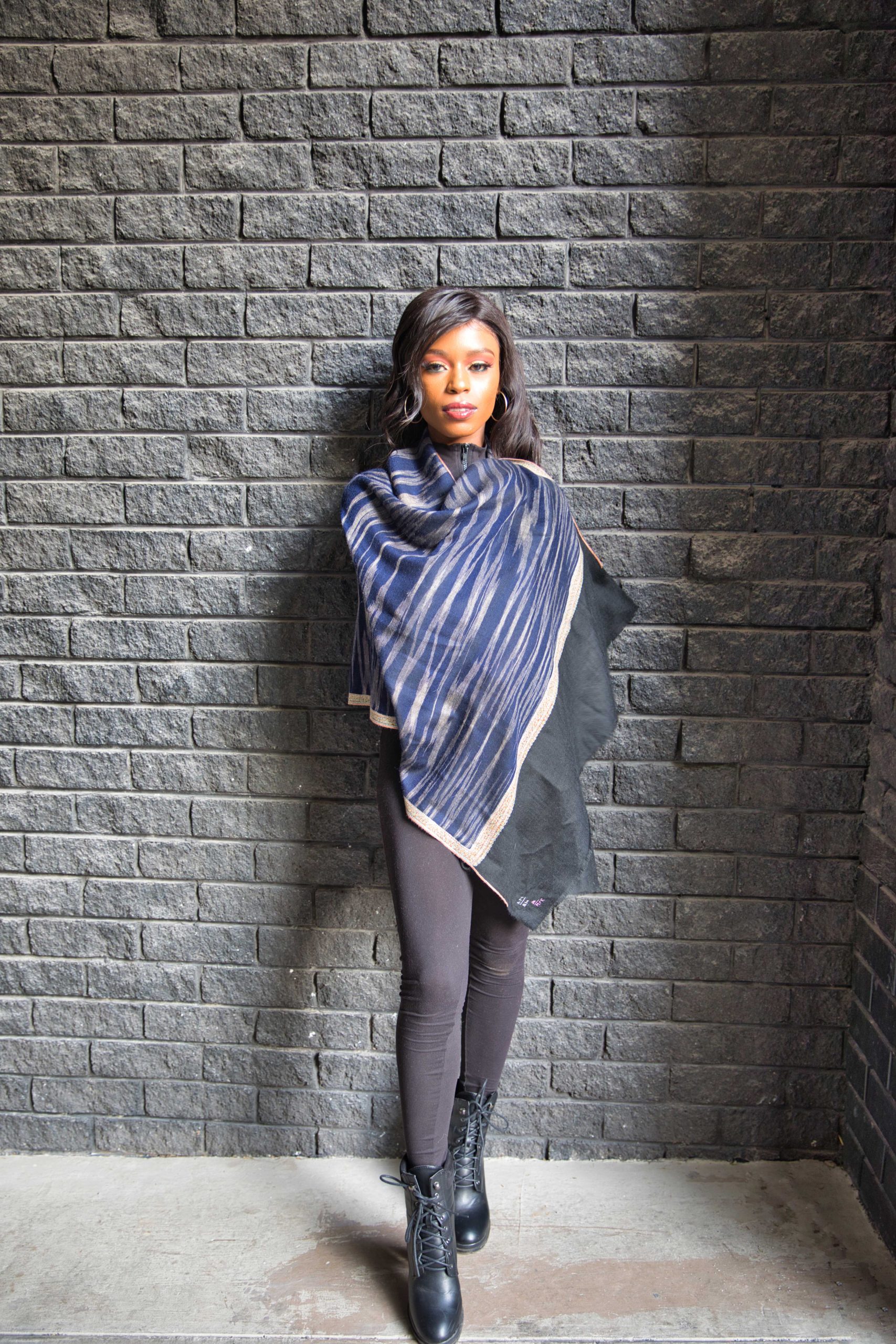 Ikat Pashmina Cashmere Scarf with Sozni Embroidery Border - Image 5