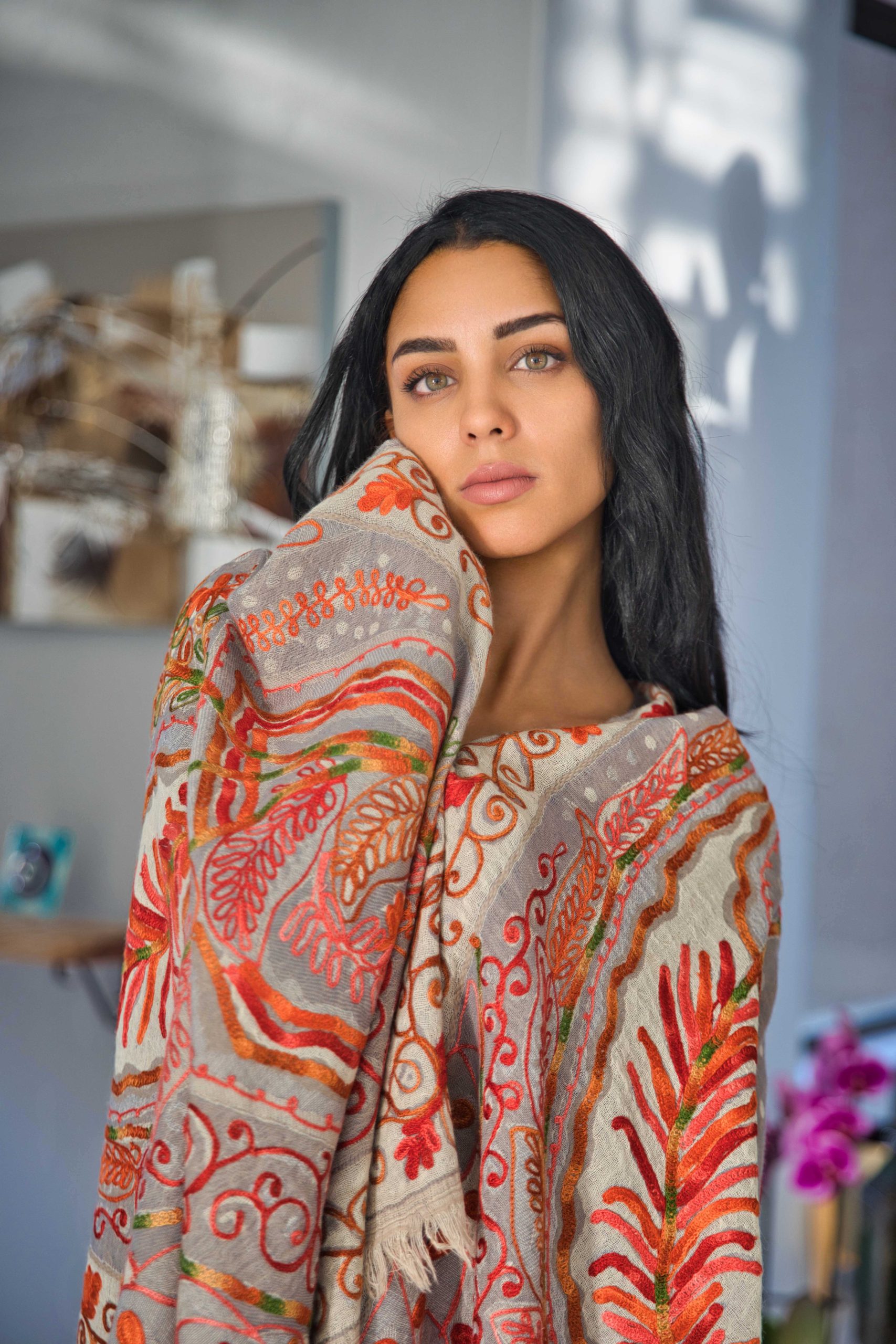 Luxury Wool Wrap with Textured Aari Embroidery - Image 4
