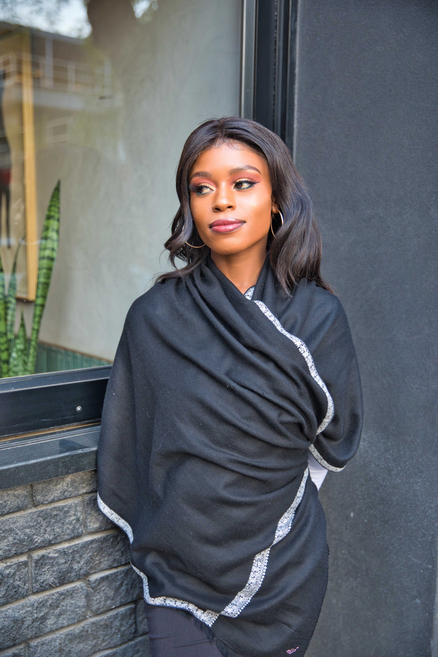 Sozni Embroidery Pashmina Cashmere Scarf - Image 2