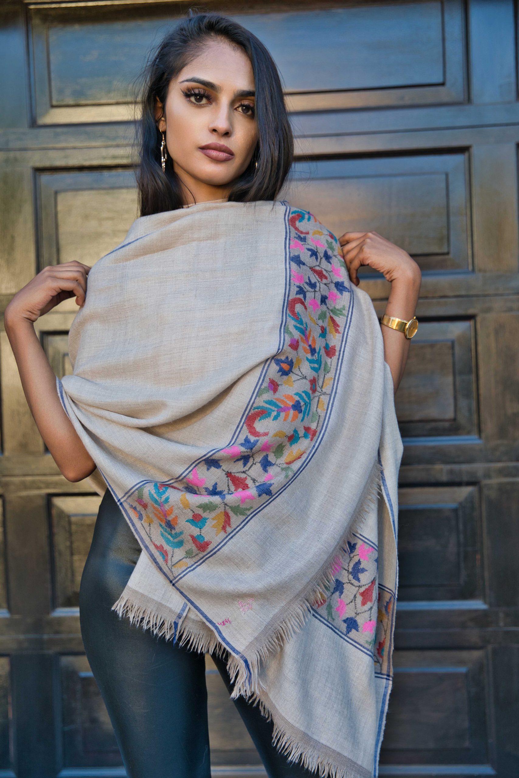 Pashmina Cashmere Scarf with Kani Weave Border - Image 3