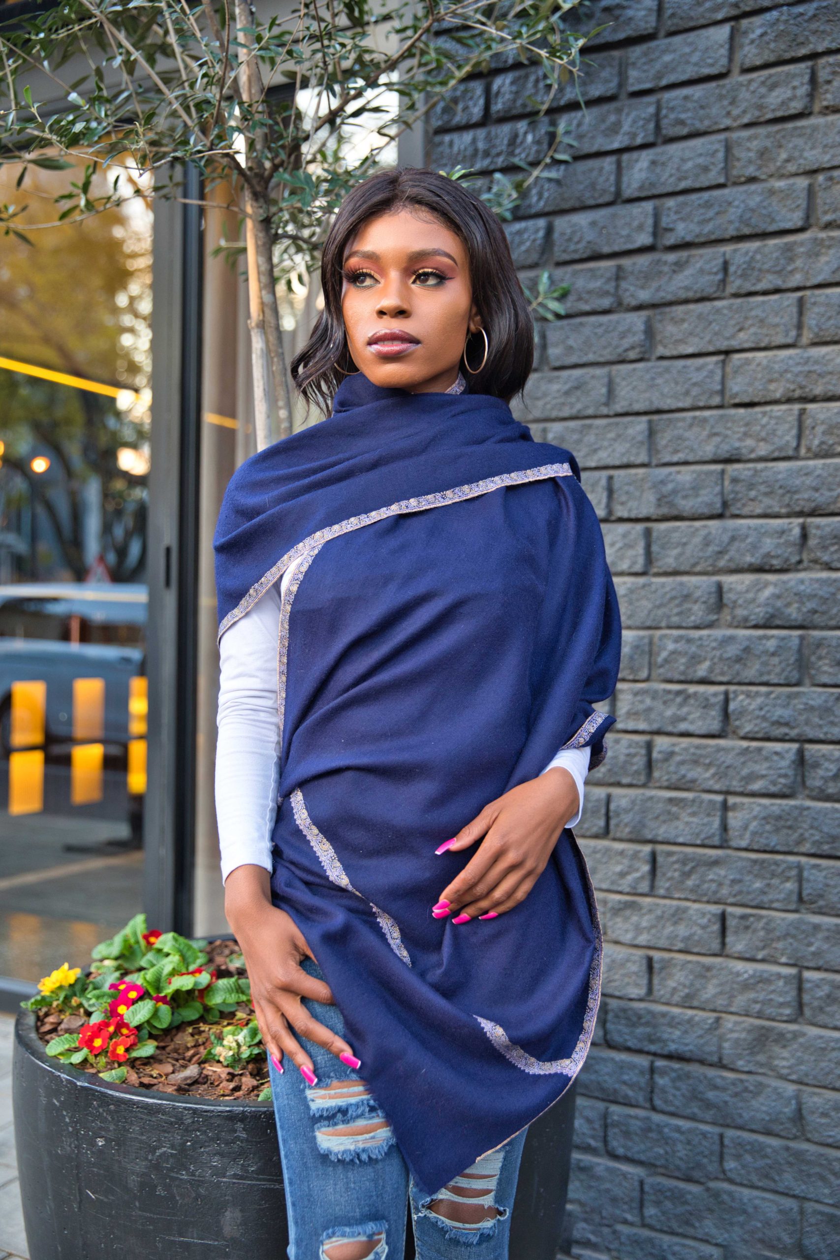 Sozni Embroidery Pashmina Cashmere Scarf - Image 2