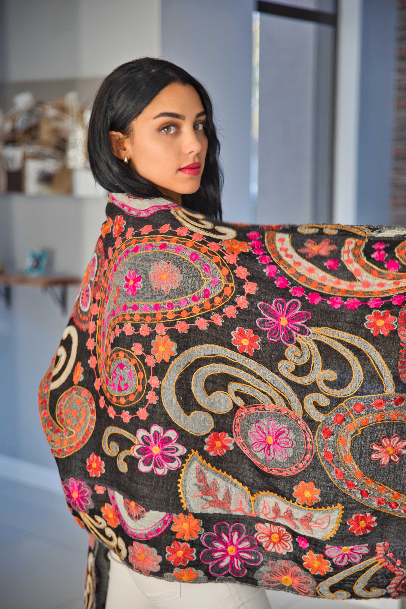 Luxury Wool Wrap with Textured Aari Embroidery - Image 3