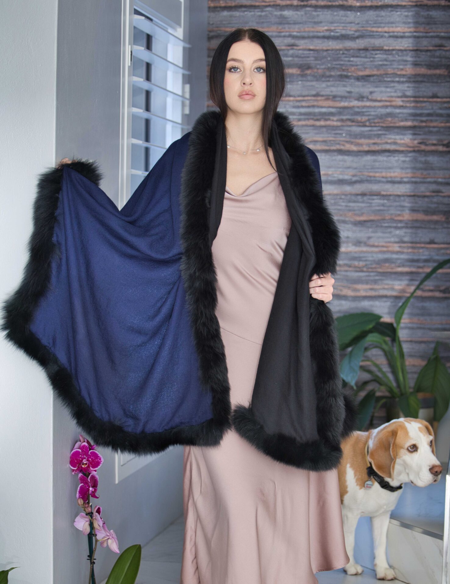 Reversible Woven Cashmere Fur Wrap - Image 5