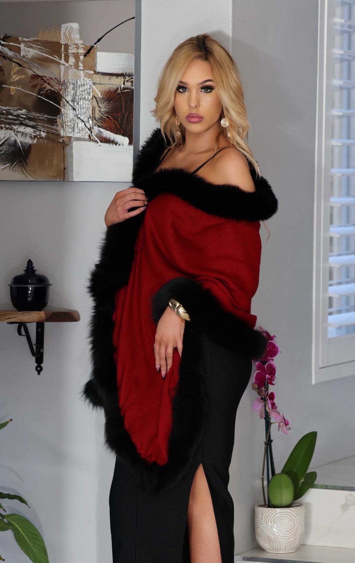 Reversible Woven Cashmere Fur Wrap - Image 3
