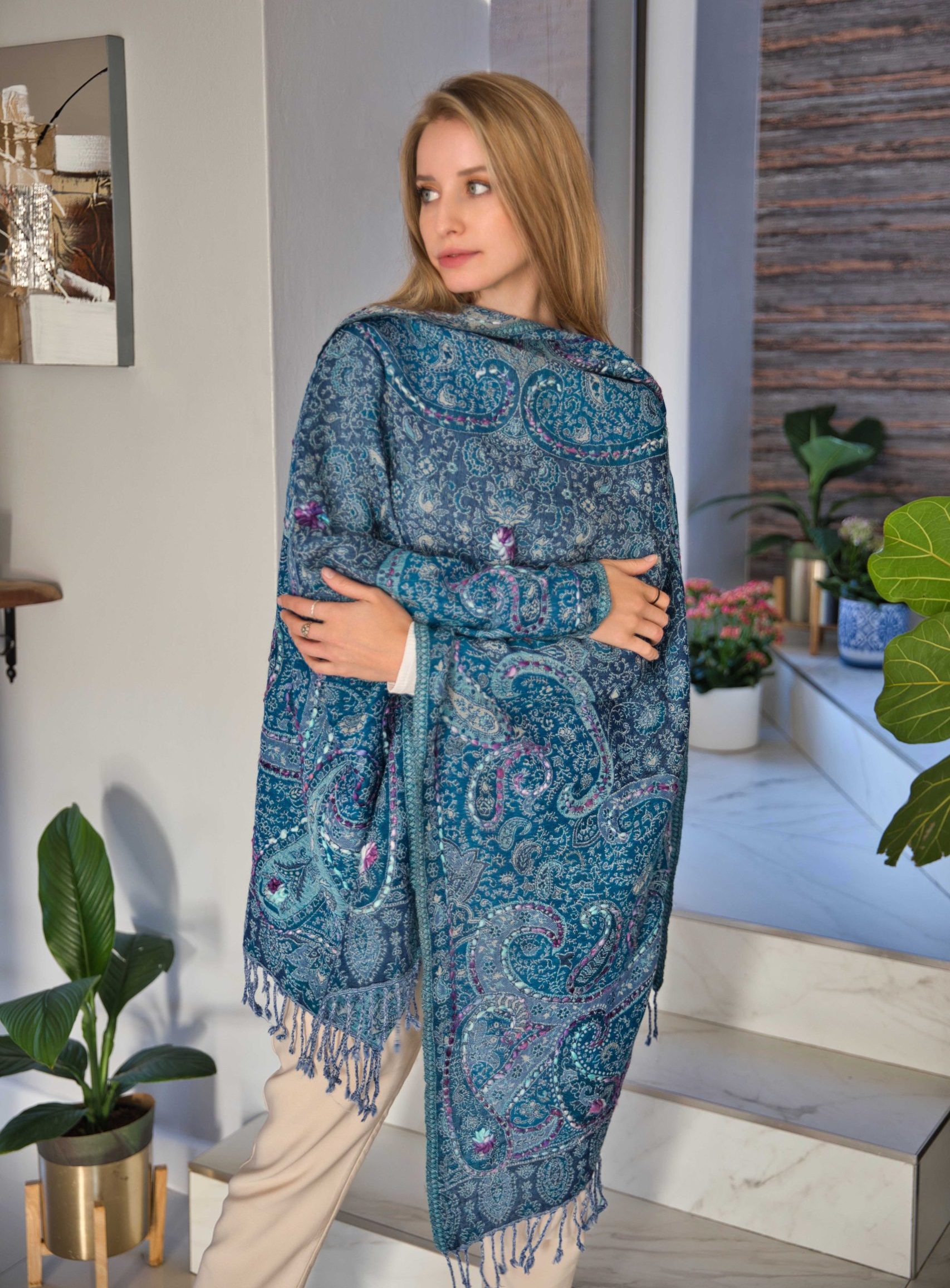 Thick Merino Wool Scarf With Embroidery