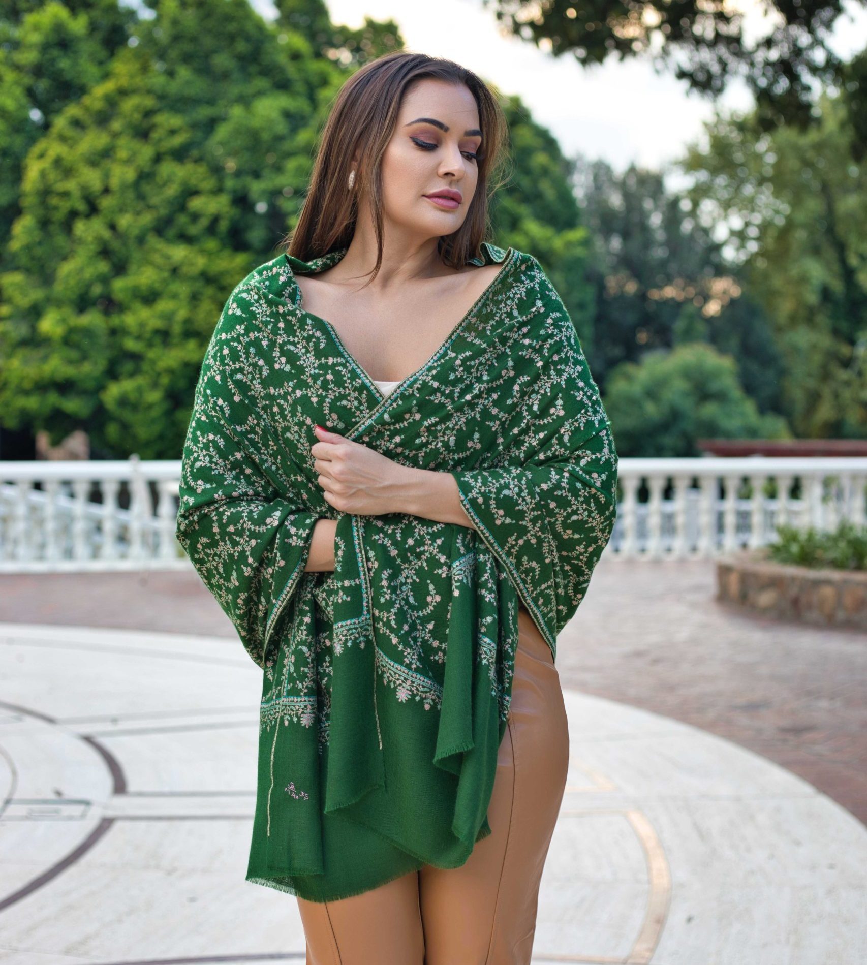 Sozni Embroidery Pashmina Cashmere Scarf