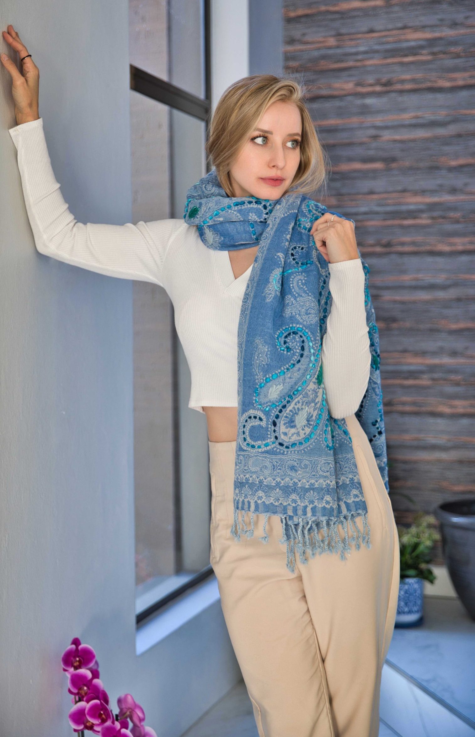 Thick Merino Wool Scarf With Embroidery