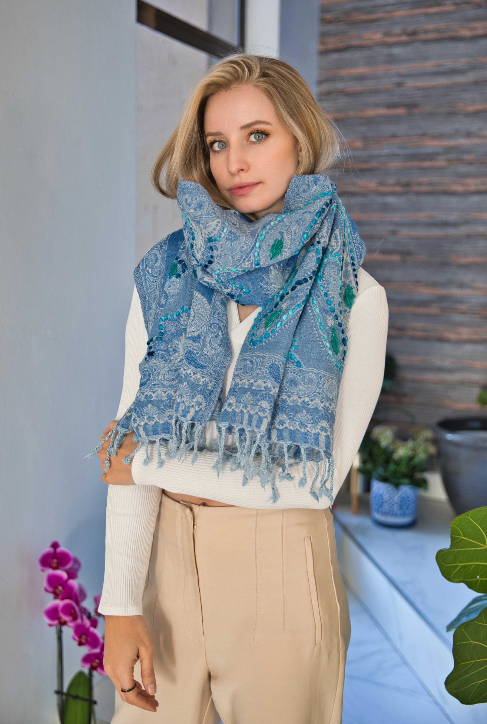 Thick Merino Wool Scarf With Embroidery - Image 2