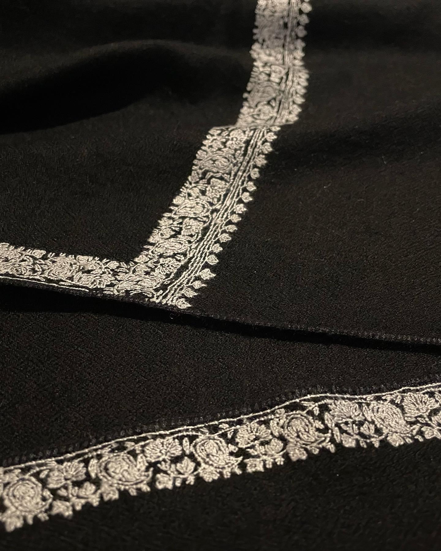 Sozni Embroidery Pashmina Cashmere Scarf - Image 5
