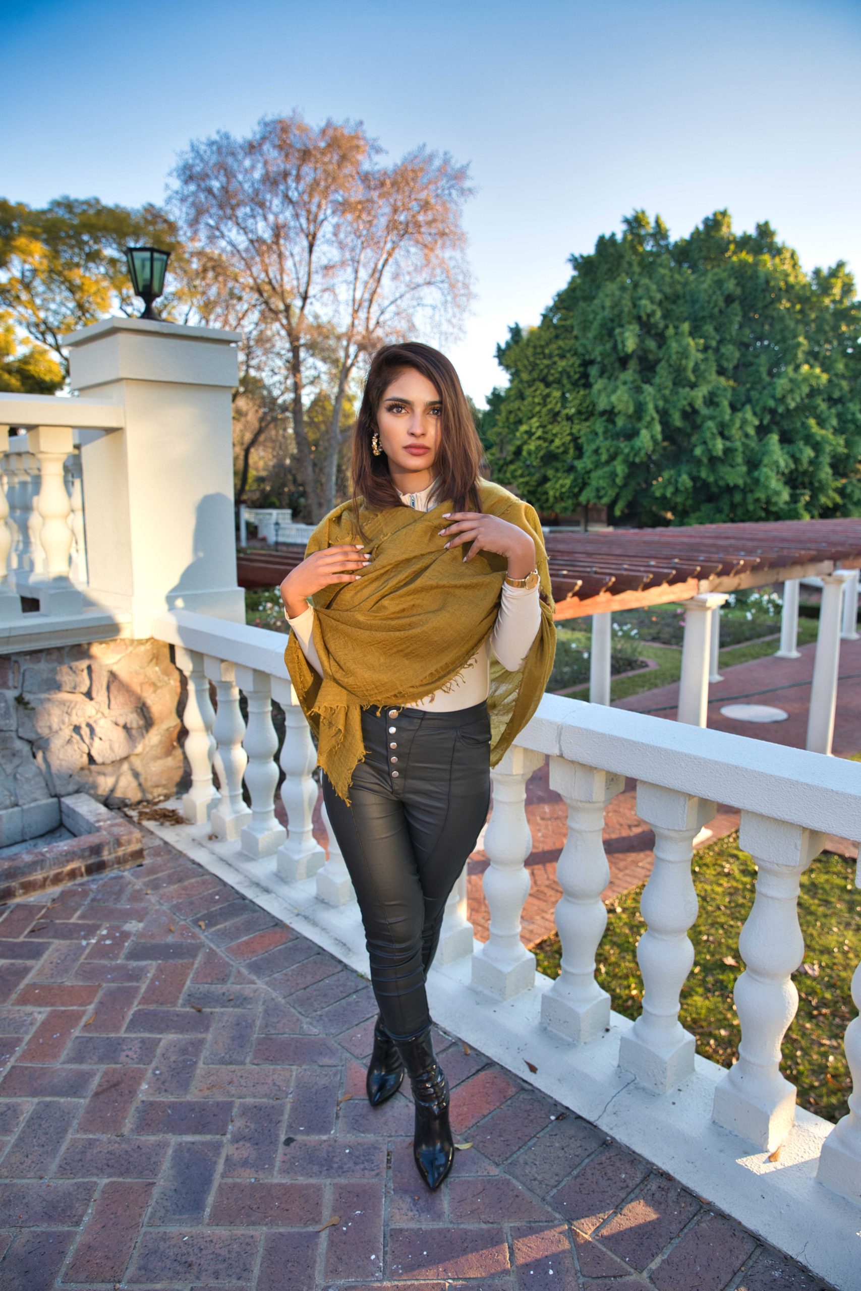 Pashmina Cashmere Souffle Shawl - Image 3